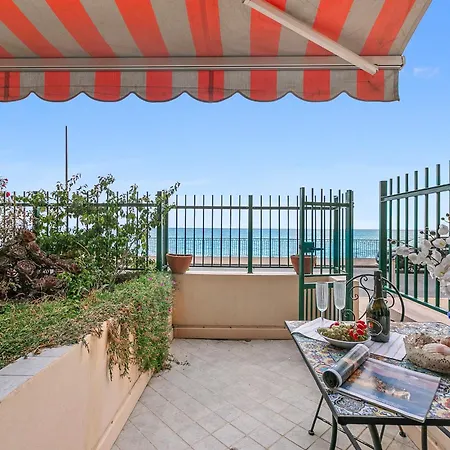 Studio Soleil, Seaview Terrace - Happy Rentals Daire *
