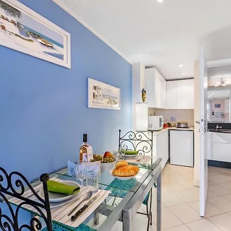 Studio, Seaview Terrace - Happy